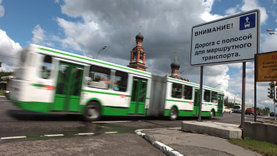 Экспресс-автобусы в Москве оказались медленнее автомобилей