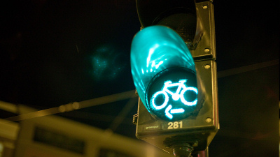 В Москве появится первый светофор для велосипедистов