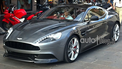 шпионская фотография преемника Aston Martin DBS 