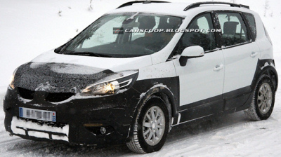 «вседорожный» универсал Renault Scenic 
