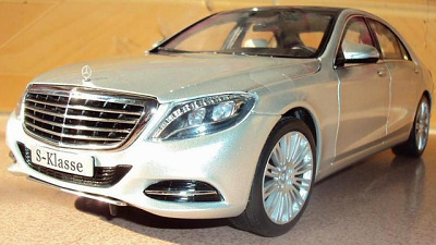игрушечный Mercedes-Benz S-Class 