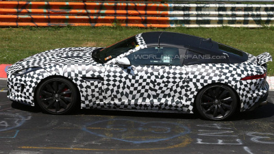 тестовый прототип Jaguar F-Type на Нюрбургринге 