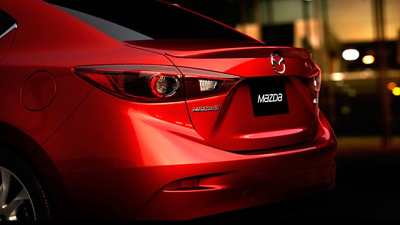 тизер седана Mazda3