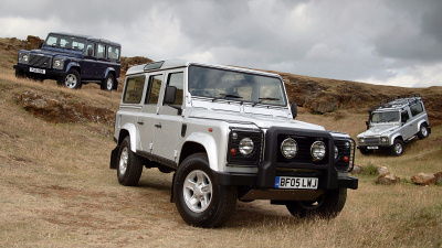 Land Rover Defender 