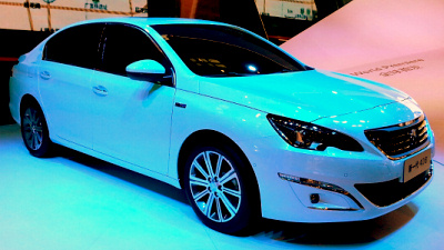 Peugeot 408