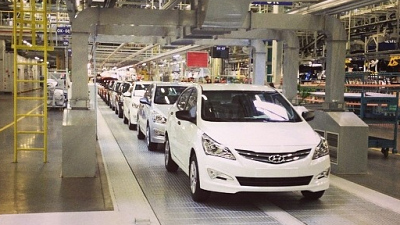 Hyundai Solaris на конвейере в Санкт-Петербурге