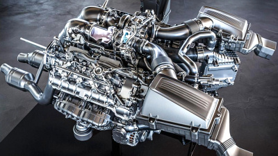 новый мотор Mercedes-AMG M178
