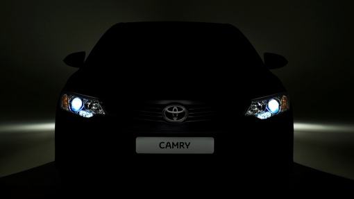 тизер Toyota Camry