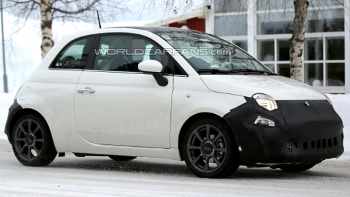 Шпионское фото обновленного Fiat 500