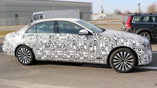 Тестовый прототип Mercdes-Benz E-Class Тестовый прототип Mercdes-Benz E-Class