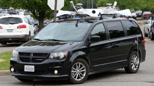 Dodge Grand Caravan с оборудованием Apple