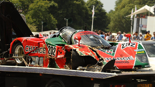 Разбитый Mazda 767B