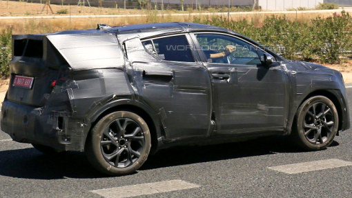 Прототип серийной версии Toyota C-HR