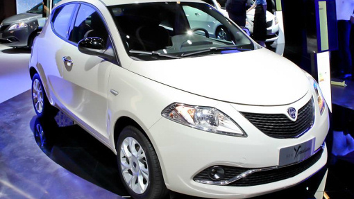 Lancia Ypsilon