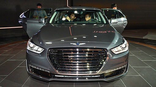 Genesis G90