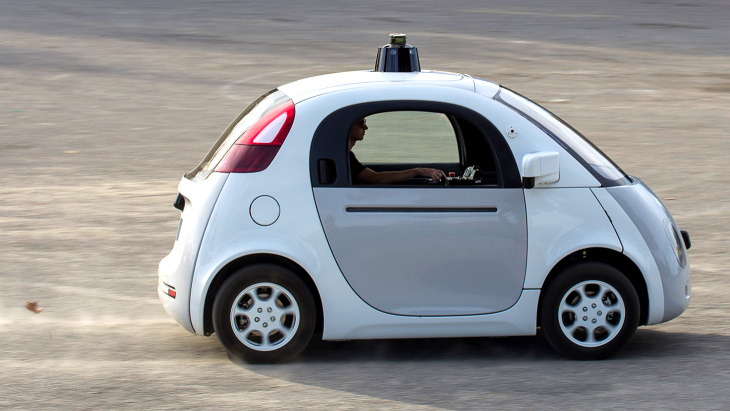 Прототип автономно управляемого автомобиля Google