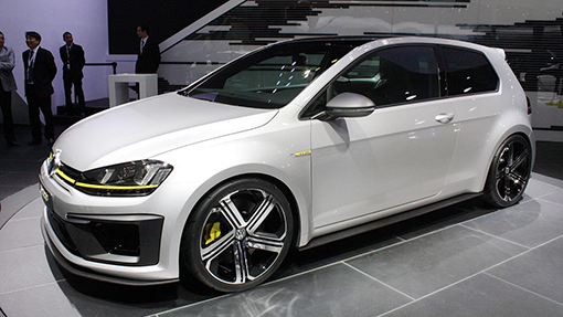 Концепт Volkswagen Golf R 400