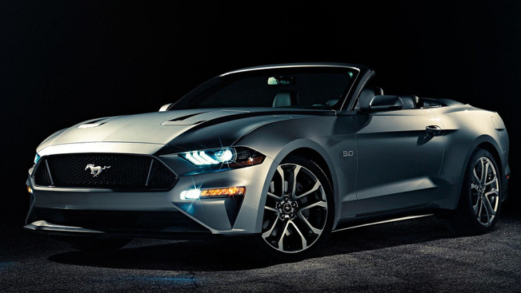 Ford Mustang Convertible
