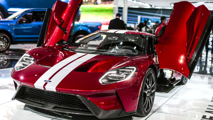 Ford GT