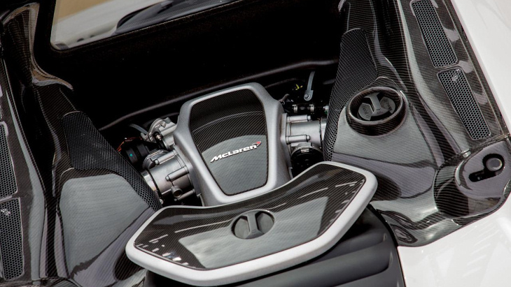 BMW и McLaren вместе создадут самый мощный и «чистый» мотор