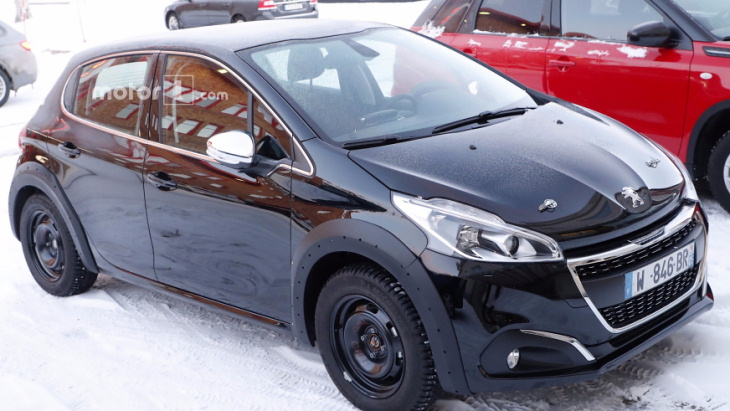 Тестовый мул Peugeot 208