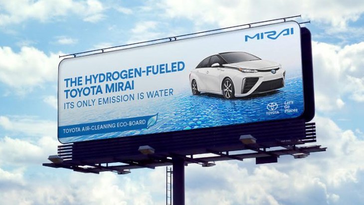 Рекламный билборд Toyota Mirai Рекламный билборд Toyota Mirai