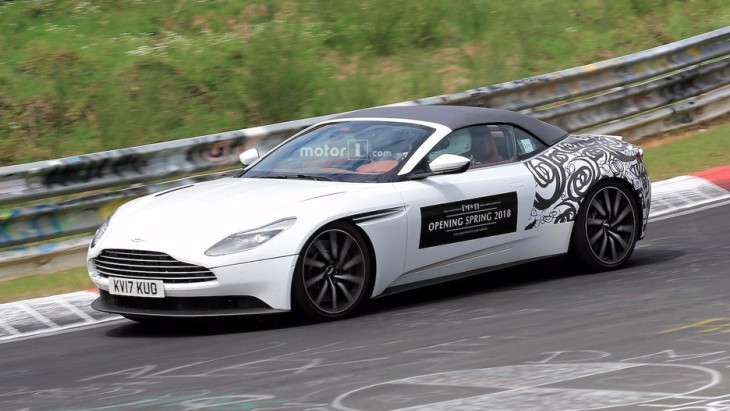 Aston Martin DB11 Volante