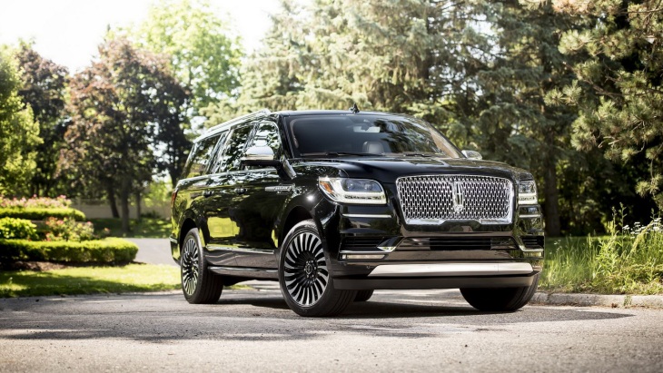 Lincoln Navigator Extended