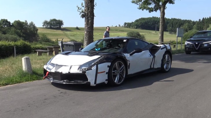 Таинственный прототип Ferrari 488 GTB Таинственный прототип Ferrari 488 GTB