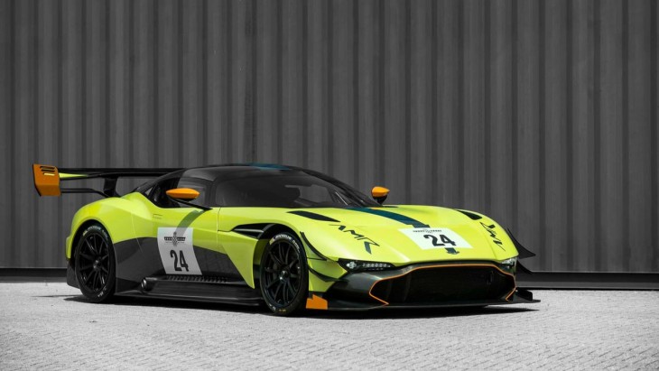 Aston Martin Vulcan AMR Pro