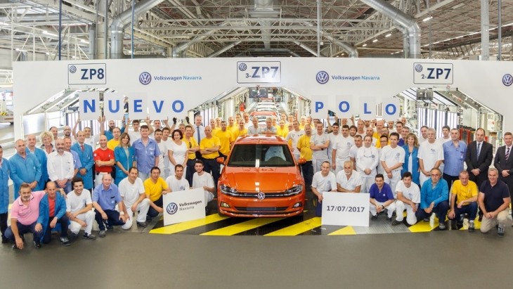 Первый Volkswagen Polo шестого поколения Первый Volkswagen Polo шестого поколения