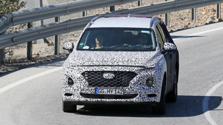 Тестовый прототип Hyundai Santa Fe нового поколения Тестовый прототип Hyundai Santa Fe нового поколения