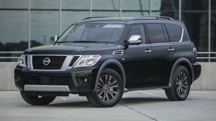 Внедорожник Nissan Armada 2018 модельного года