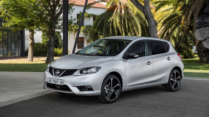 Nissan Pulsar Black Edition