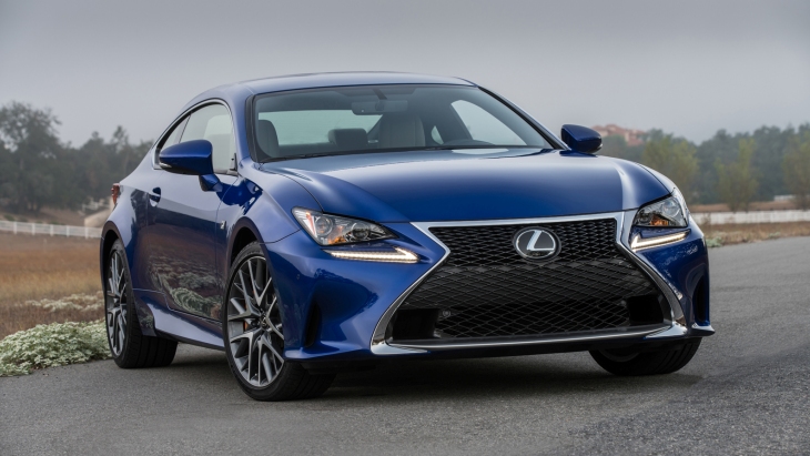 Спортивное купе Lexus RC Coupe