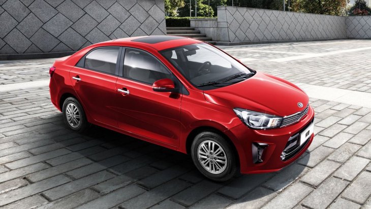 Новый компактный седан KIA Pegas