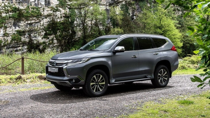 Внедорожник Mitsubishi Pajero Sport Внедорожник Mitsubishi Pajero Sport