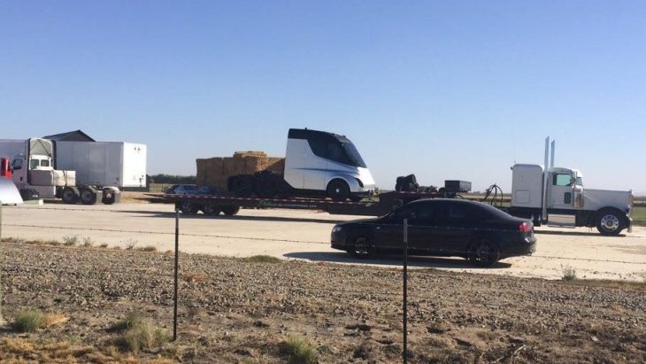 Электрический грузовик Tesla Электрический грузовик Tesla