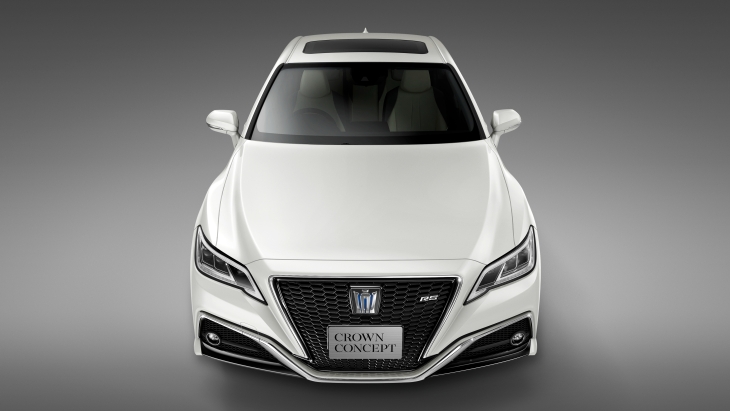 Концептуальный седан Toyota Crown Concept Концептуальный седан Toyota Crown Concept