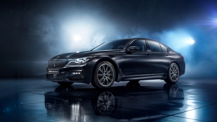 Седан BMW 7-Series Individual edition Black Ice