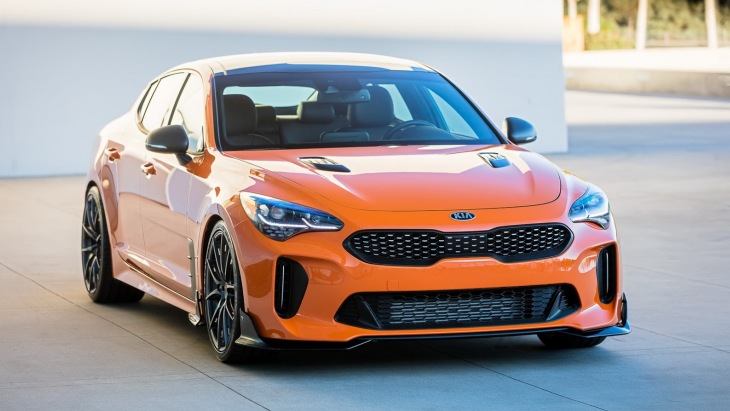 Модифицированный фастбэк KIA Stinger GT Federation