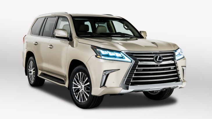 Пятиместный внедорожник Lexus LX 570 2018 модельного года