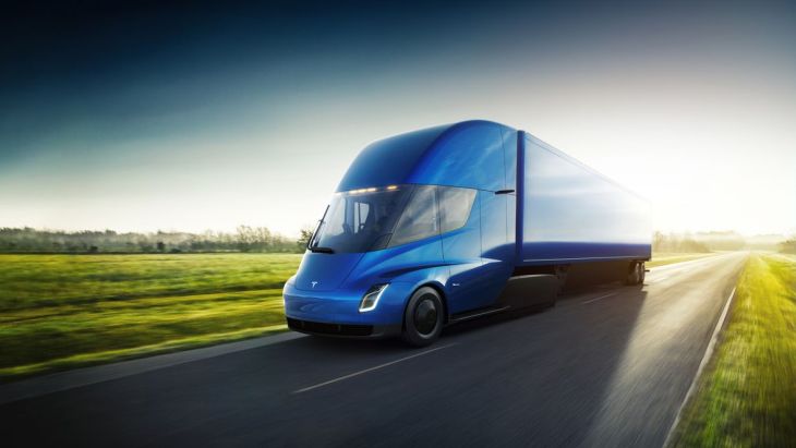 Электрический грузовик Tesla Semi