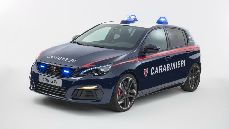 Полицейский хот-хэтч Peugeot 308 GTi Carabinieri