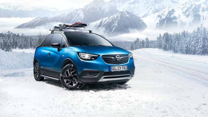 Opel Crossland X с набором дополнительных аксессуаров