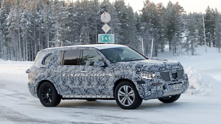 Внедорожник Mercedes-Benz GLS нового поколения Внедорожник Mercedes-Benz GLS нового поколения