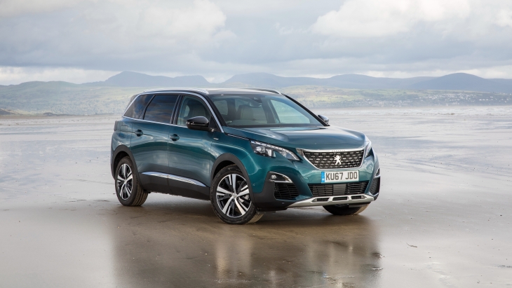 Кроссовер Peugeot 5008 нового поколения Кроссовер Peugeot 5008 нового поколения