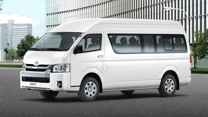 Микроавтобус Toyota Hiace