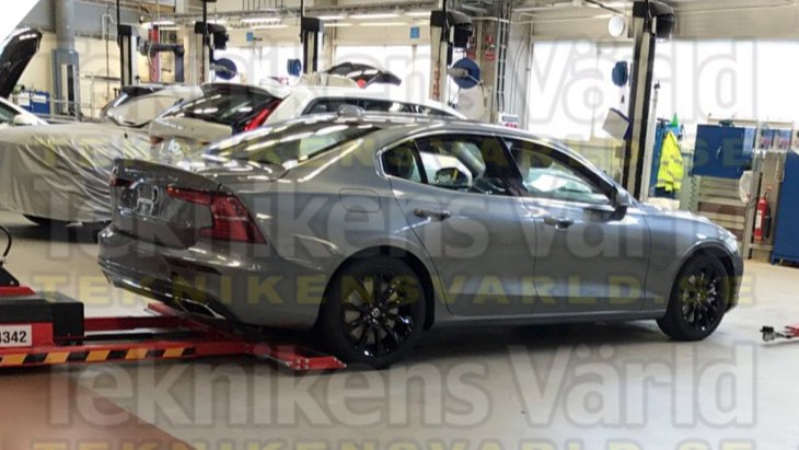 Седан Volvo S60 нового поколения Седан Volvo S60 нового поколения