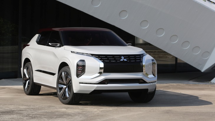 Концептуальный кроссовер Mitsubishi GT-PHEV Concept